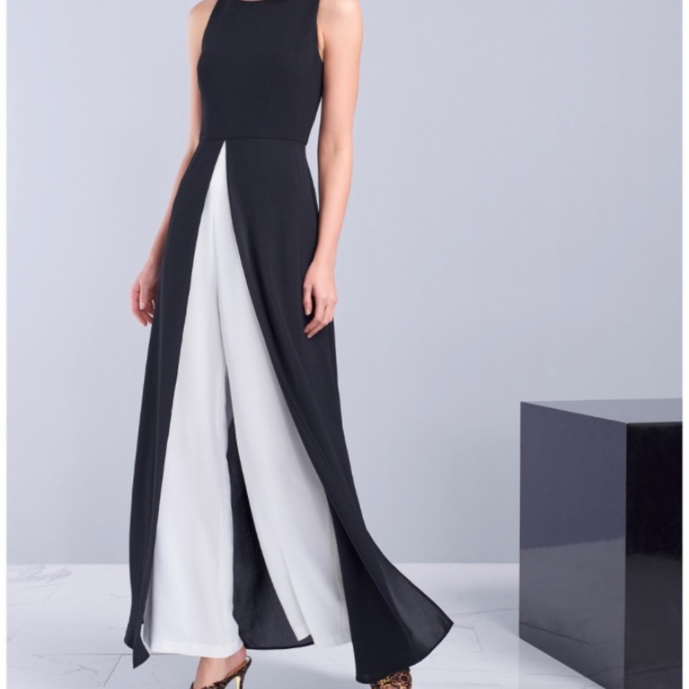 Jumpsuit/dress never worn